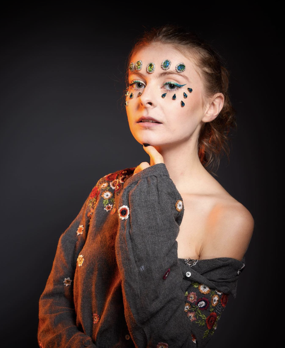 Modèle Lucie Bion